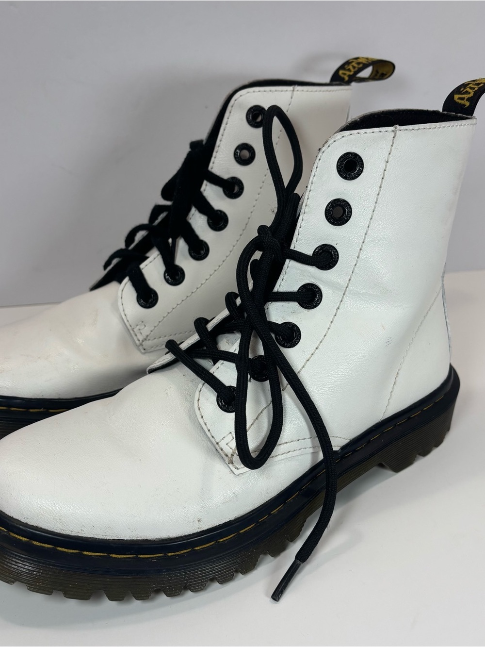 DR. MARTENS Luana White Leather Combat Boots Sz 7 Grunge Festival Punk EUC